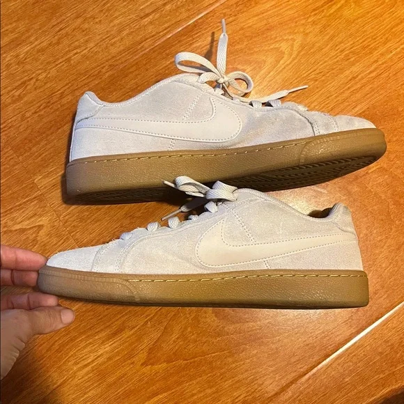 Nike Court Royale Suede ‘Silt Red’ sneakers - Picture 5 of 8